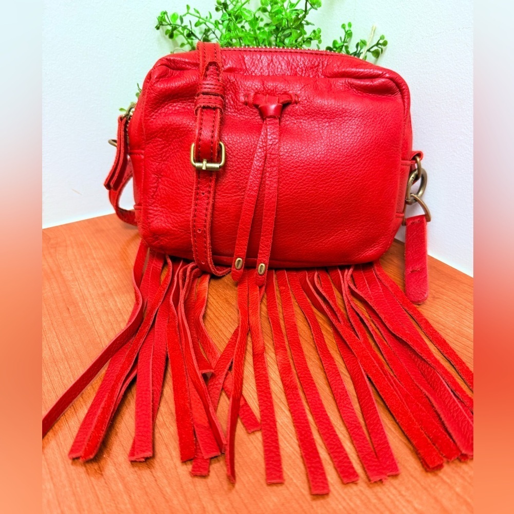 Lucky Brand Kyle Fringed Red Crossbody - Picture 3 of 10